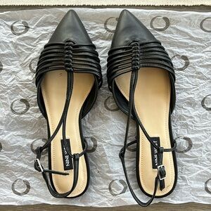 Nine West Aida Slingback Pointy Toe Flats (Black) size 6.5 width M.